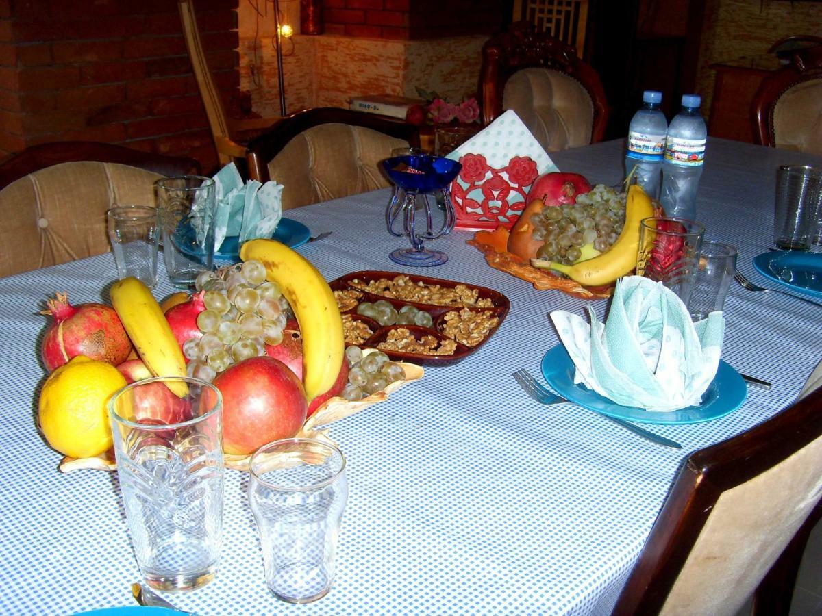 Hotel Nadikvari Tbiliszi Kültér fotó